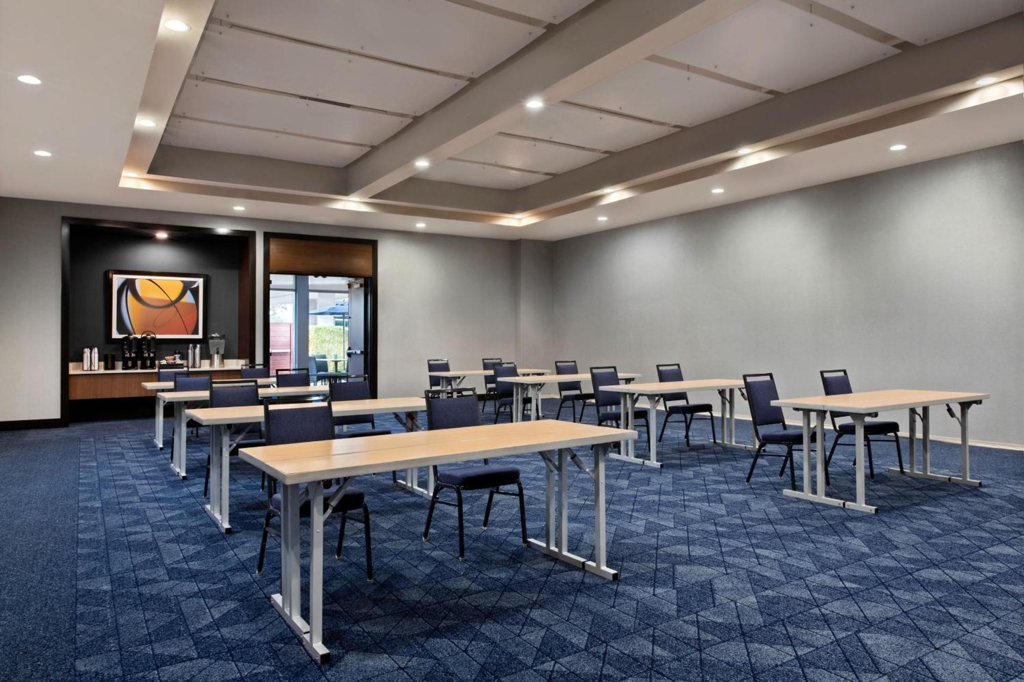 Courtyard By Marriott San Jose North/ Silicon Valley Εξωτερικό φωτογραφία