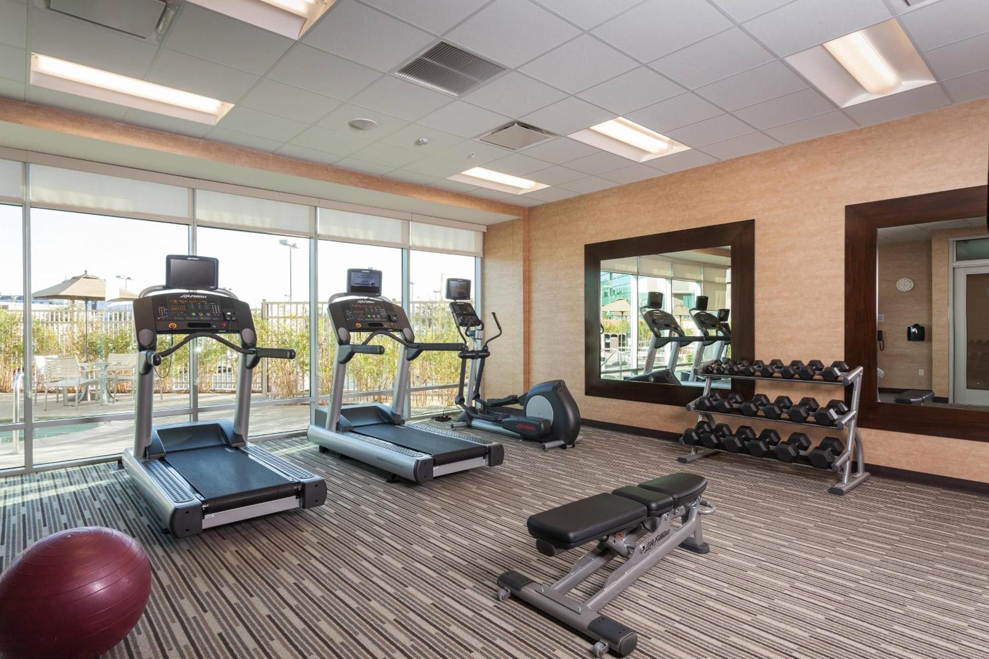 Courtyard By Marriott San Jose North/ Silicon Valley Εξωτερικό φωτογραφία